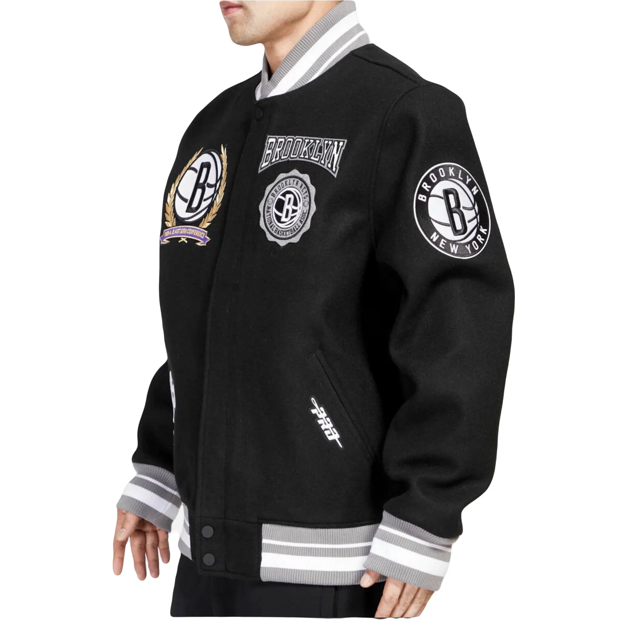 Brooklyn Nets Pro Standard Crest Black Wool Varsity Jacket