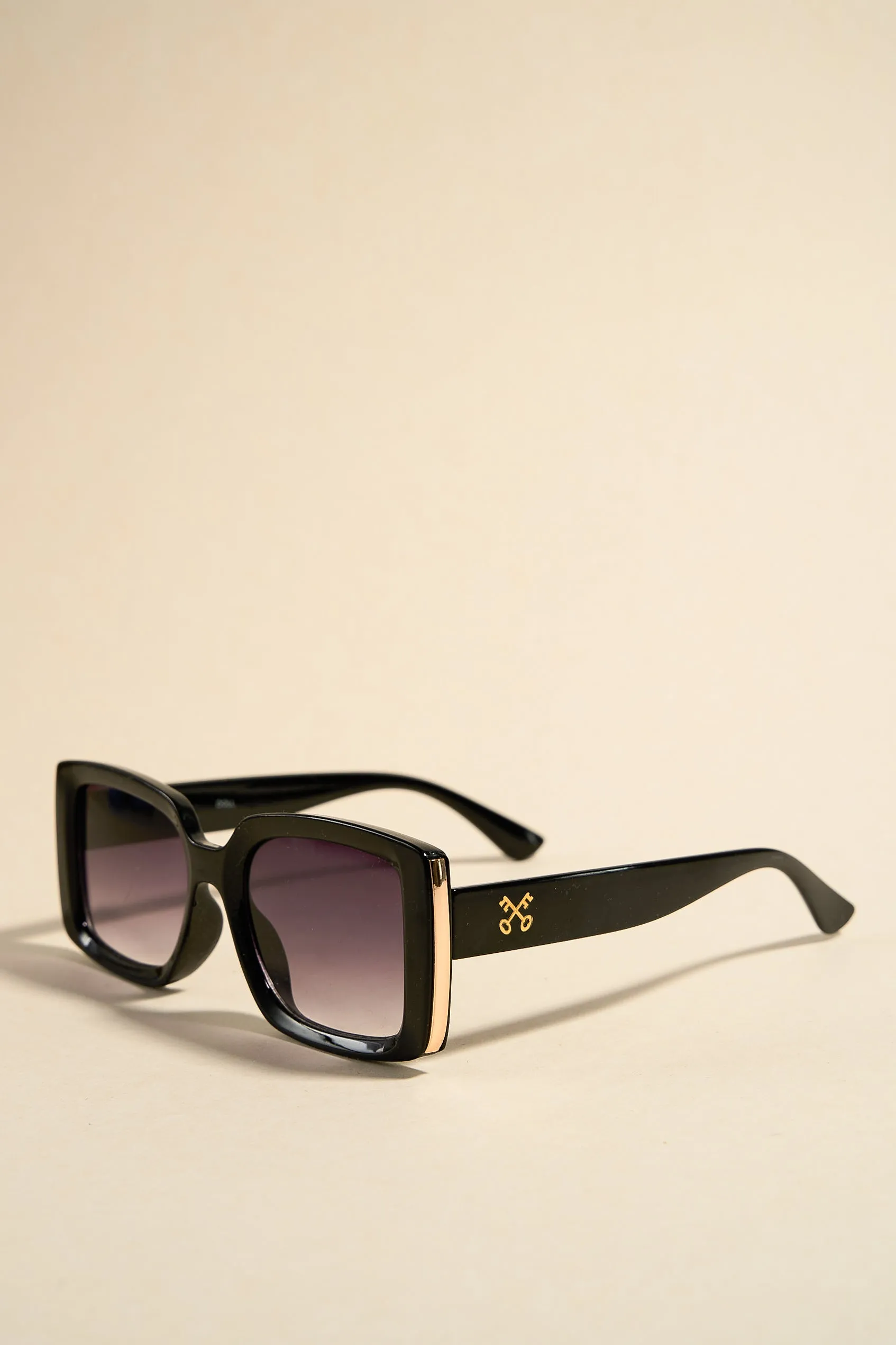 Capri Black Sunglasses