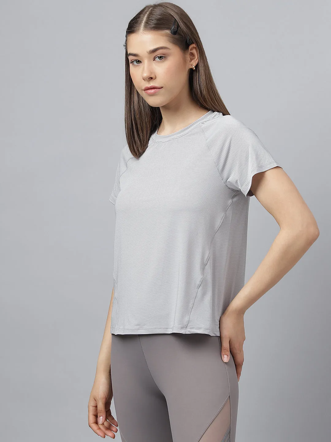 Fitkin women self stripes round neck short sleeves t-shirt