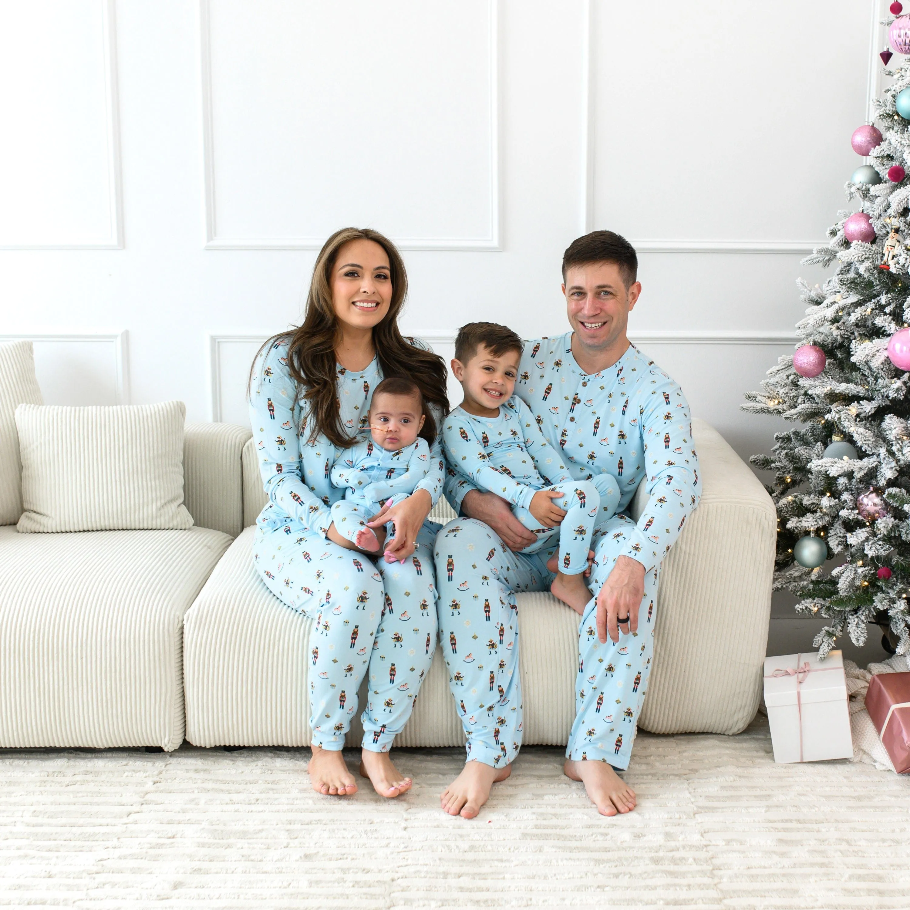 Men's Lounge Pants in Nutcracker