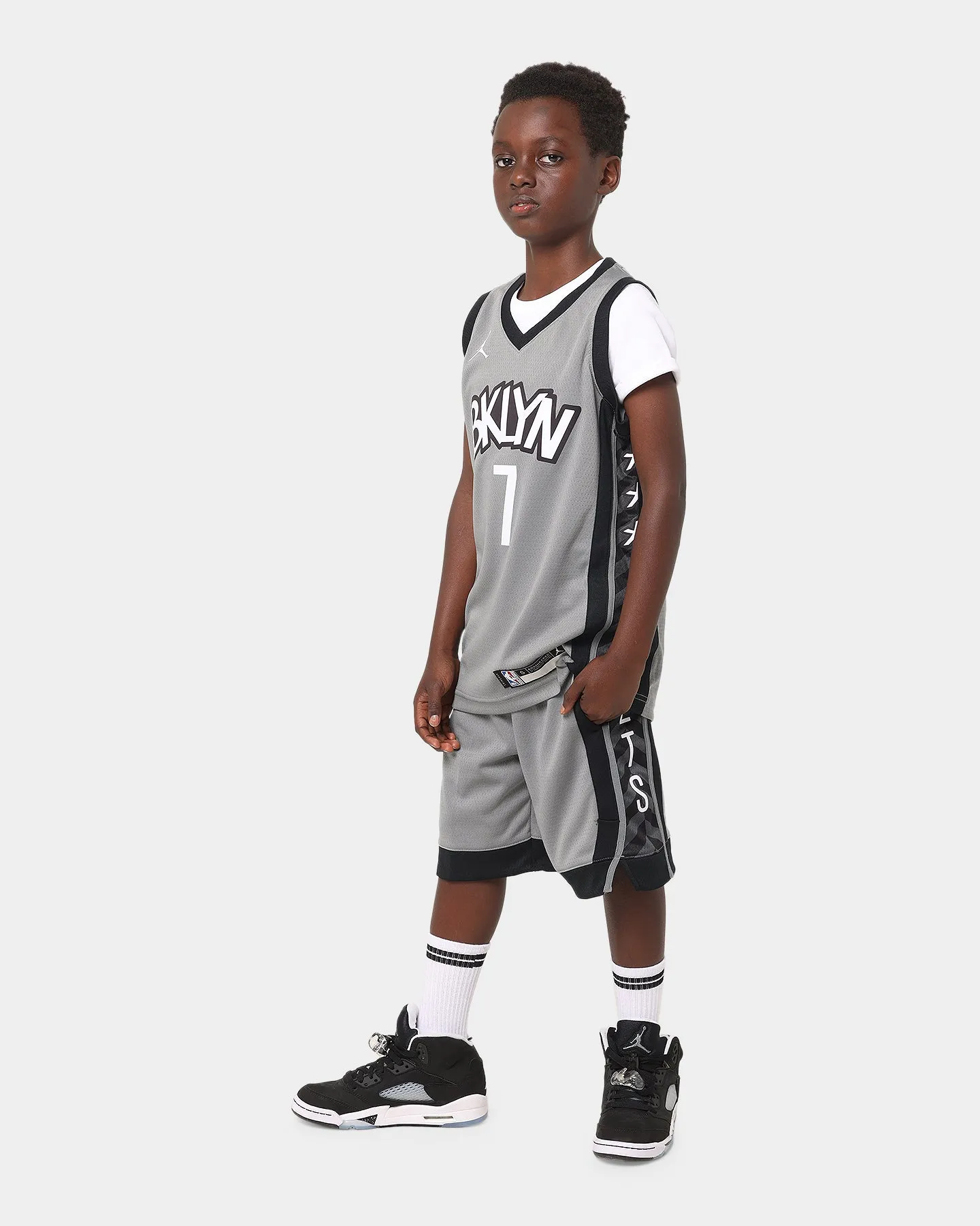 Nike Kid's Brooklyn Nets Kevin Durant #7 Statement Swingman Jersey Grey