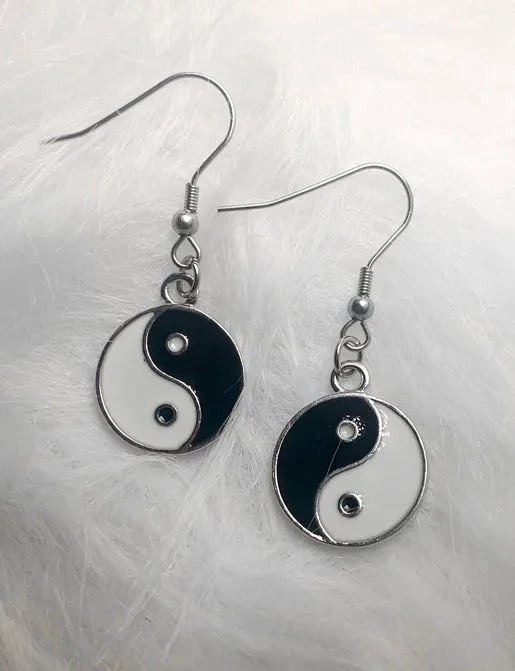YIN YANG EARRINGS